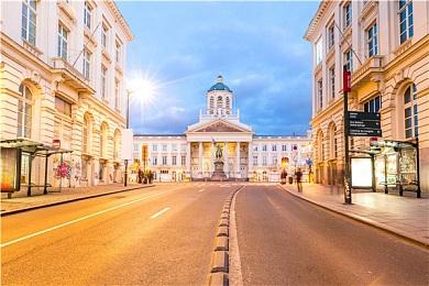 开放世界冒险游戏《小骑士》公开预告片